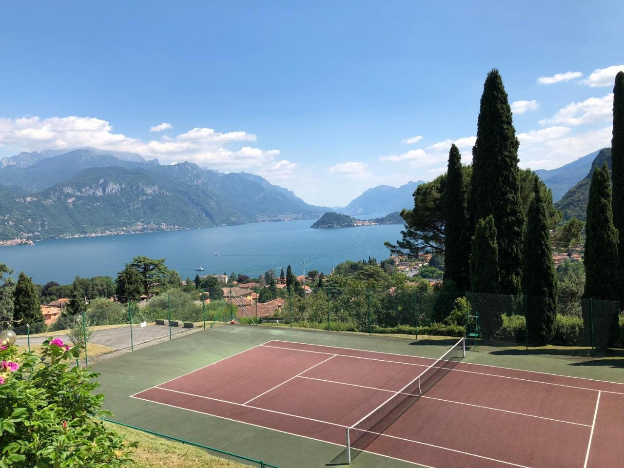 Le Terrazze Vista Lago Piscina Tennis Parking Wi-Fi メナッジョ エクステリア 写真